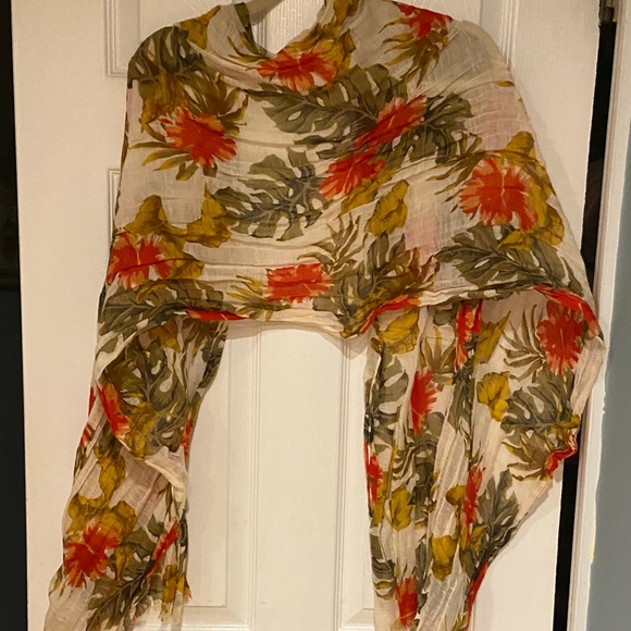 Floral Print Sheer Scarf - Picture 2 of 7